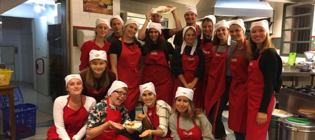 International Students attended a Uruguayan cooking class Comida internacional