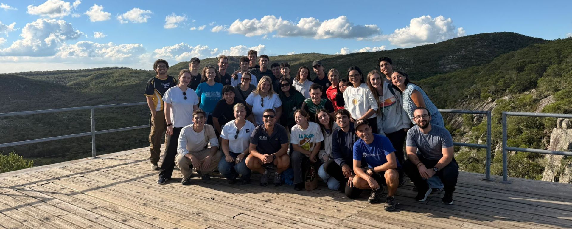 Excursión al Salto del Penitente con Vida Universitaria y alumnos internacionales
