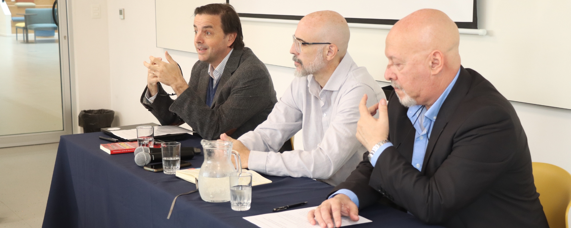  Conversatorio sobre las humanidades y la historia de la Iglesia, organizado por la FHUMyE, contó con la presencia del argentino Diego Mauro, PhD en Historia
