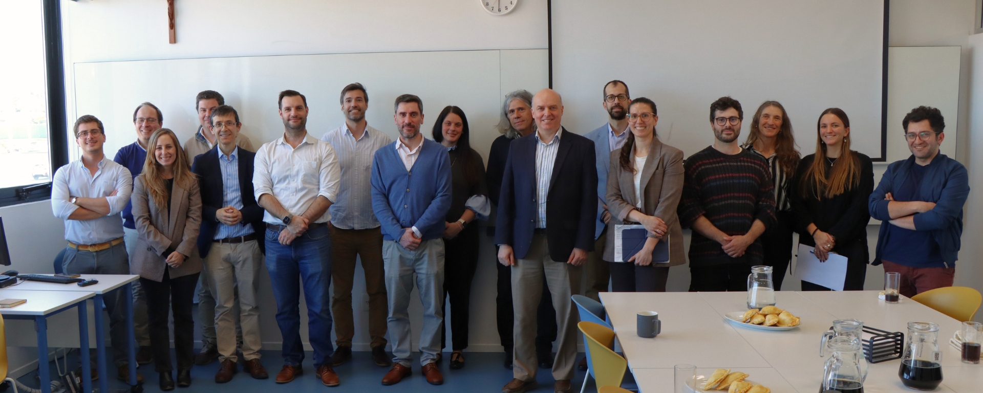 La UM recibió a los directores del Instituto Vidart, el nuevo Centro Nacional de Inteligencia Artificial La UM recibió a los directores del Instituto Vidart, el nuevo Centro Nacional de Inteligencia Artificial