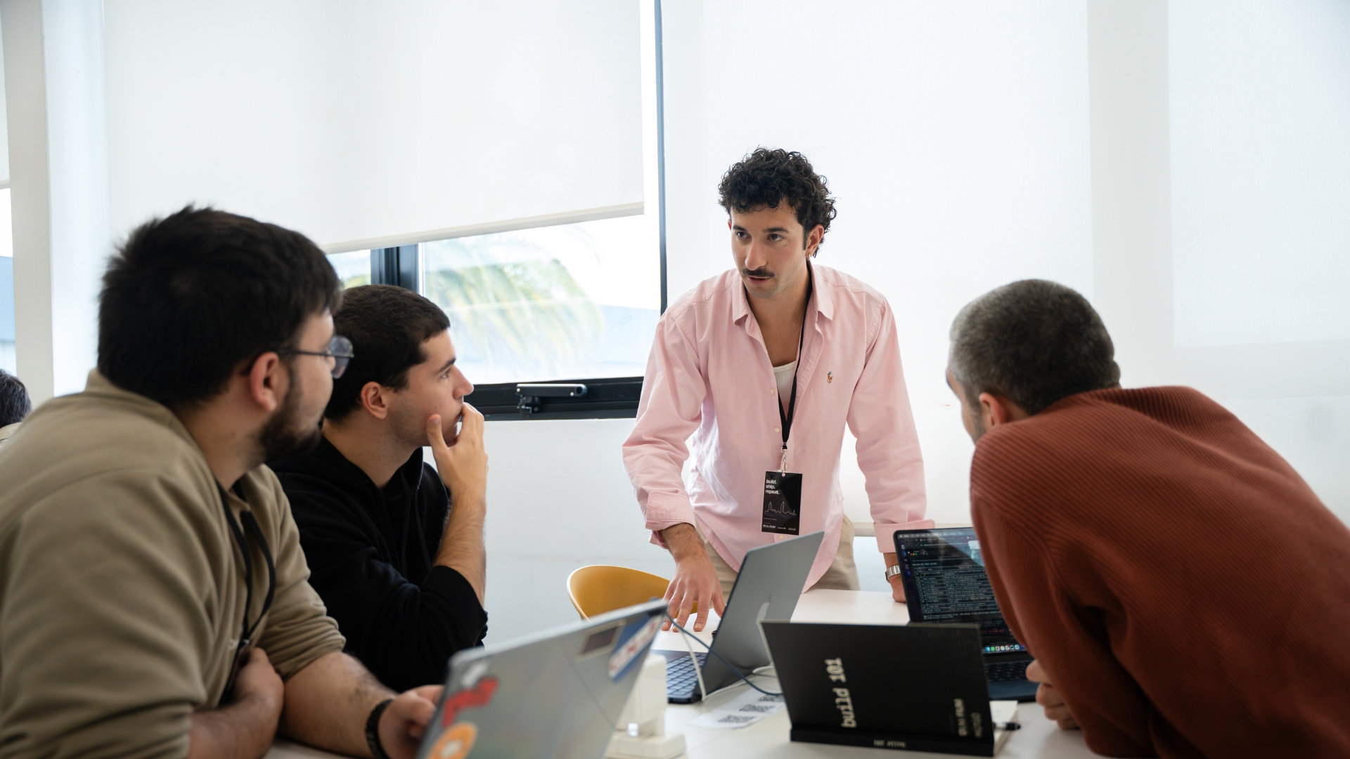 Build 101: 99 participantes, 33 proyectos y un desafío de innovación en la UM Build 101: 99 participantes, 33 proyectos y un desafío de innovación en la UM