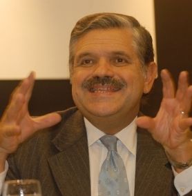 Ricardo López Murphy - Universidad de la Plata