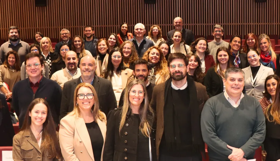 El Diplomado en Gobernabilidad e Innovación Pública de la UM y CAF reunió a egresados, estudiantes y especialistas en liderazgo, innovación e inteligencia artificial