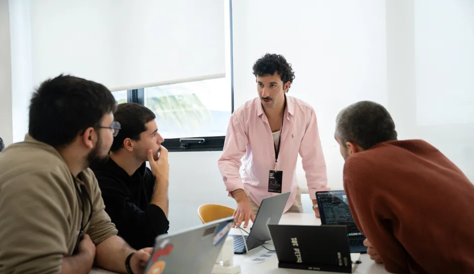 Build 101: 99 participantes, 33 proyectos y un desafío de innovación en la UM 