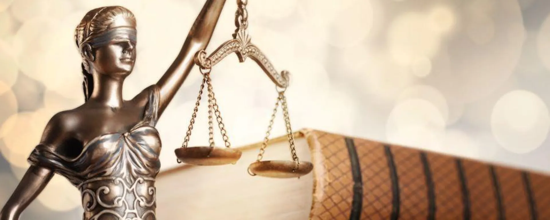 Regulación del Lavado de Activos y Financiación del Terrorismo desde la perspectiva de un supervisor Regulación del Lavado de Activos y Financiación del Terrorismo desde la perspectiva de un supervisor