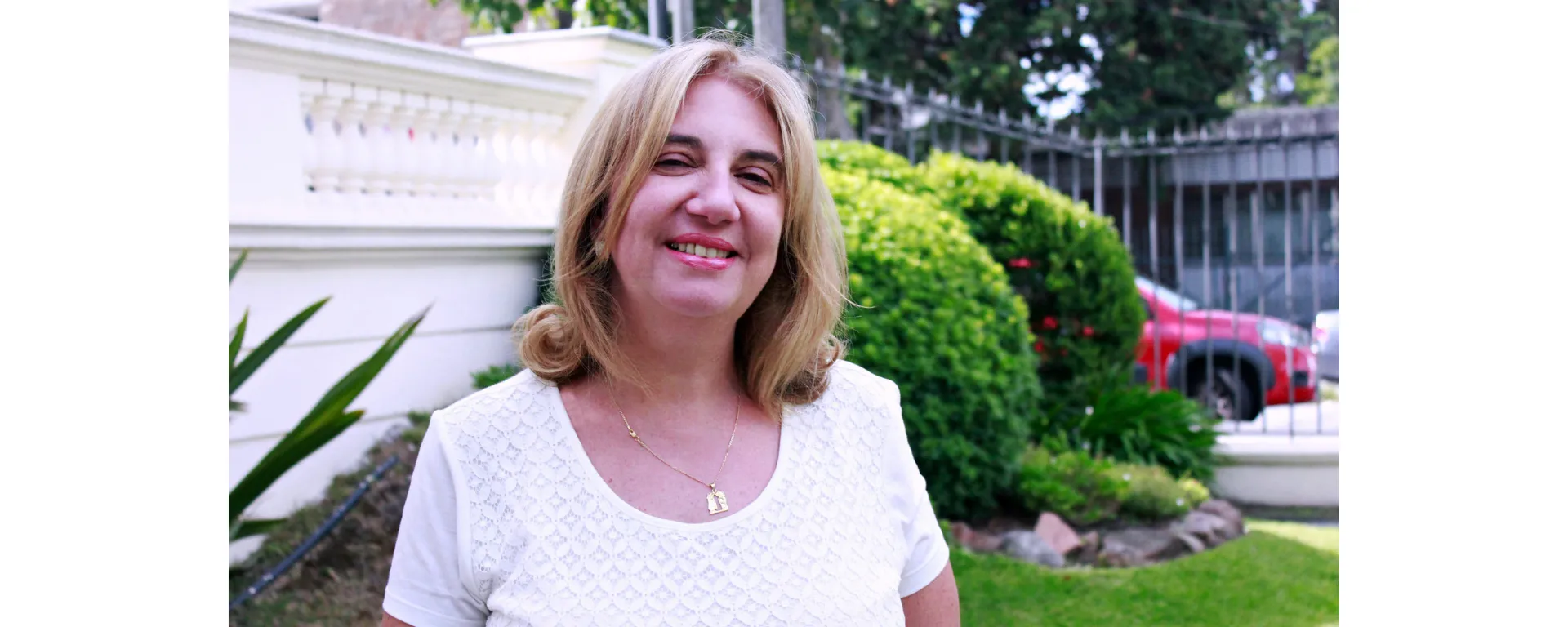 Dra. Lidia Barboza en seminario de la Universidad de Nueva York Dra. Lidia Barboza en seminario de la Universidad de Nueva York