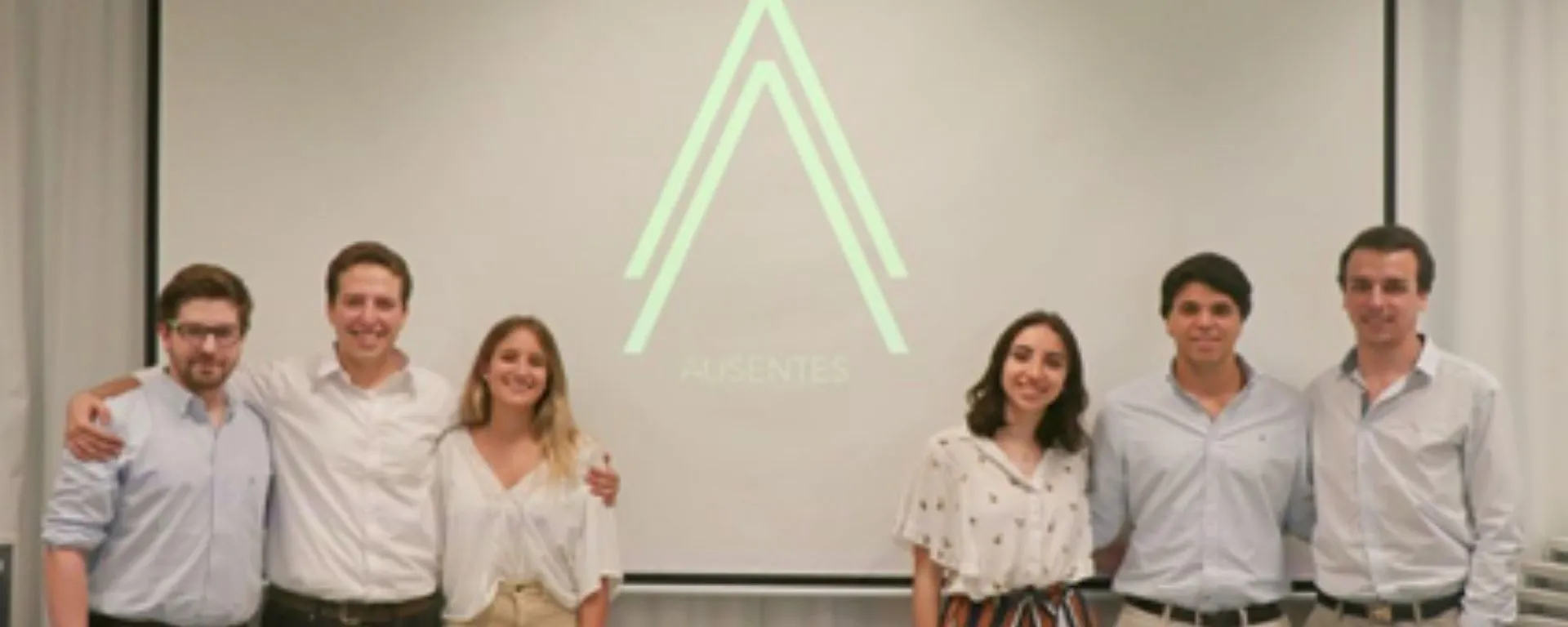 Los 6 alumnos de periodismo que defendieron la tesis Los 6 alumnos de periodismo que defendieron la tesis