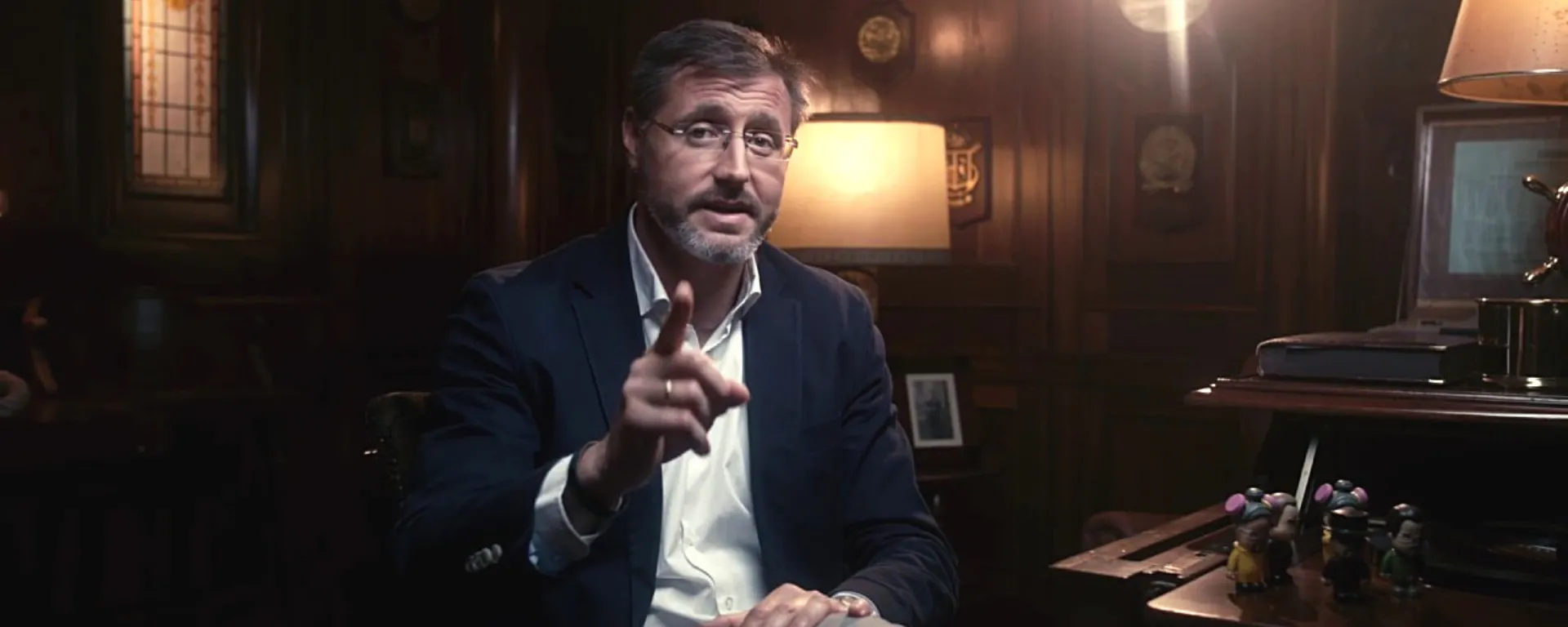 Alberto Nahum García en sala Alberto Nahum García en sala