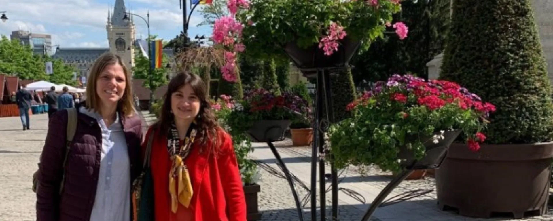 Josefina Maisonnave y Cristina Chiusano en Rumania Josefina Maisonnave y Cristina Chiusano en Rumania