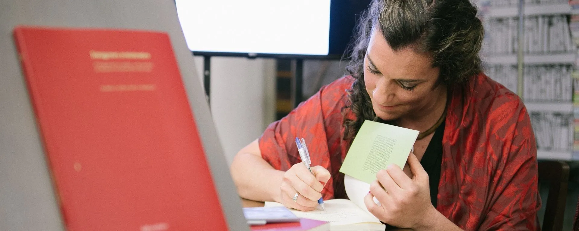 “La línea que trabajo es la de los marginales de la historia” “La línea que trabajo es la de los marginales de la historia”