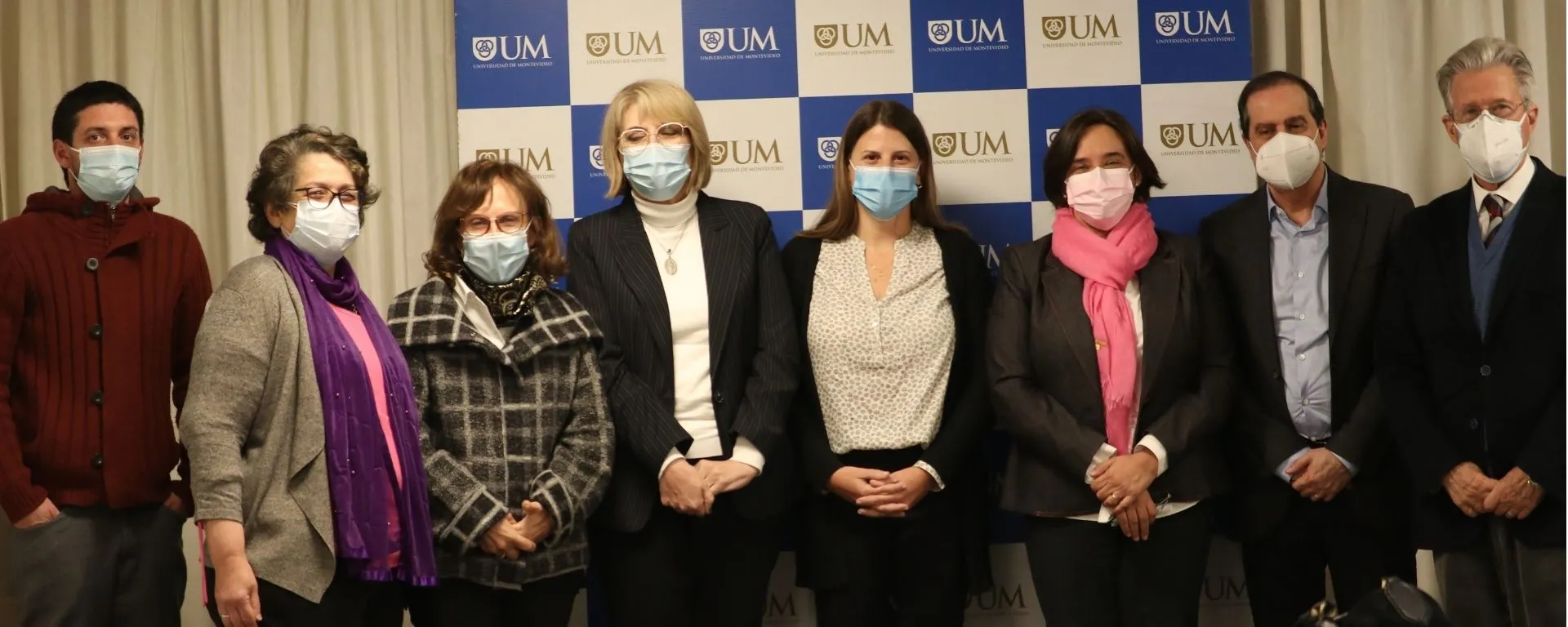 Coloquio sobre repercusiones del Covid-19 en la salud post pandemia Coloquio sobre repercusiones del Covid-19 en la salud post pandemia