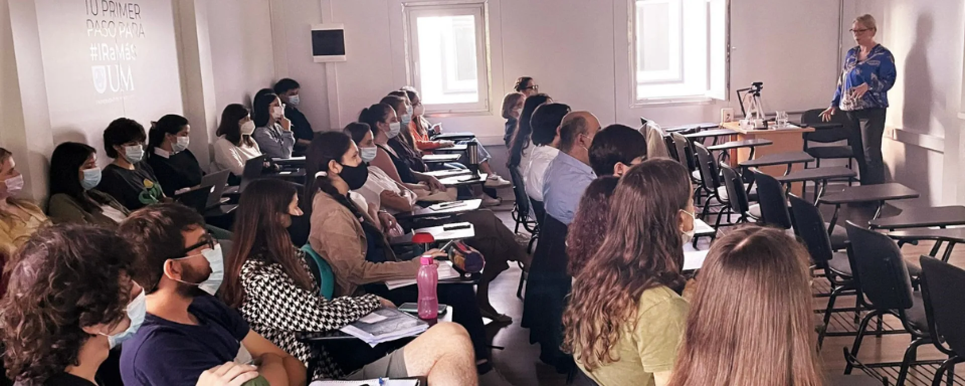 FHUMYE brindó una charla sobre traducción e interpretación FHUMYE brindó una charla sobre traducción e interpretación