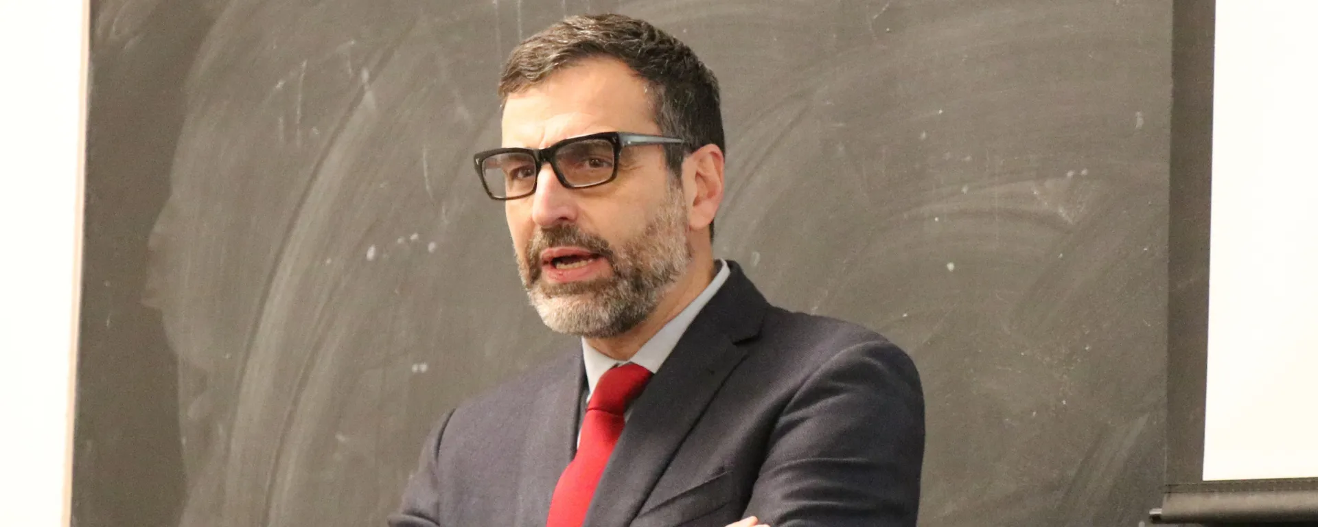 Izquierda – Derecha, una topografía política postrevolucionaria Izquierda – Derecha, una topografía política postrevolucionaria