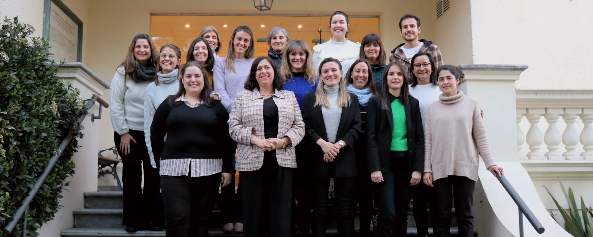La embajadora de Reino Unido visitó alumnos de MELBE La embajadora de Reino Unido visitó alumnos de MELBE