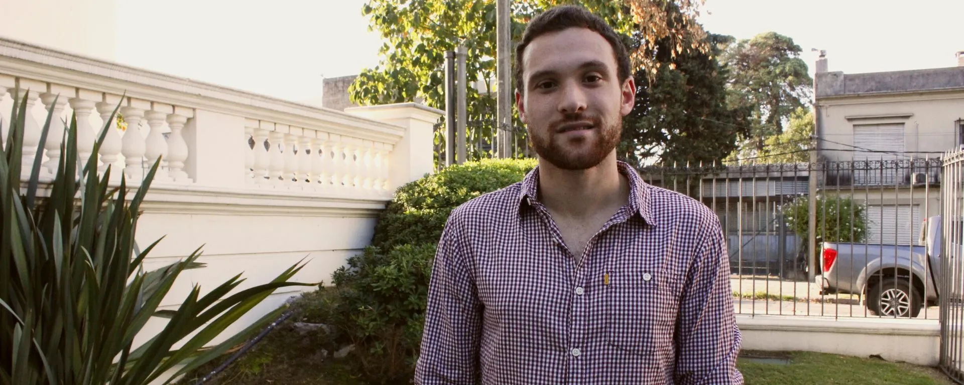 Graduado de FCEE publica en prestigiosa revista académica de Economía Graduado de FCEE publica en prestigiosa revista académica de Economía