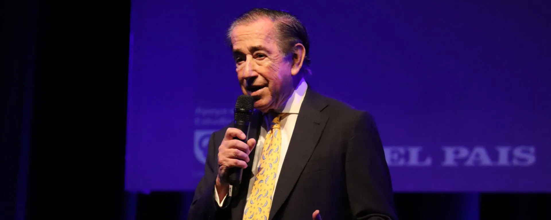 Portada noticia "Siete consejos para ser feliz" Dr. Enrique Rojas en Movie de Montevideo Shopping 2 de mayo 2023