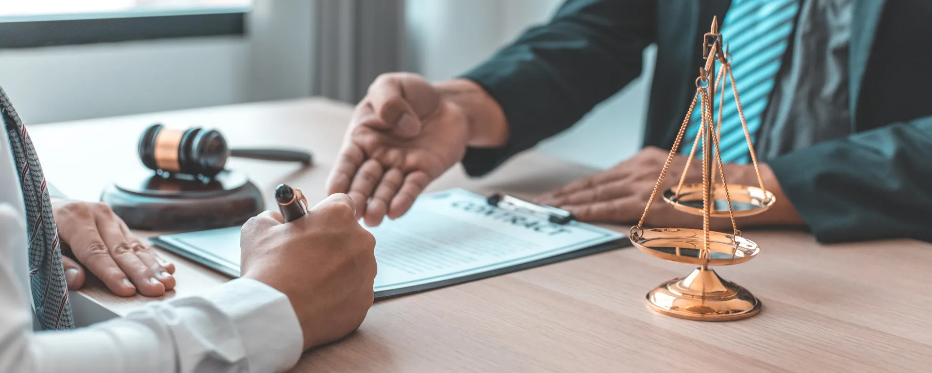 La FDER presenta un nuevo postgrado en Derecho Contractual La FDER presenta un nuevo postgrado en Derecho Contractual