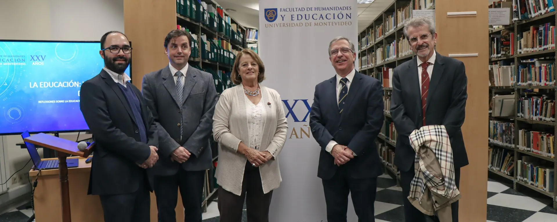 “La Educación no es obediencia, sino hacer crecer” “La Educación no es obediencia, sino hacer crecer”