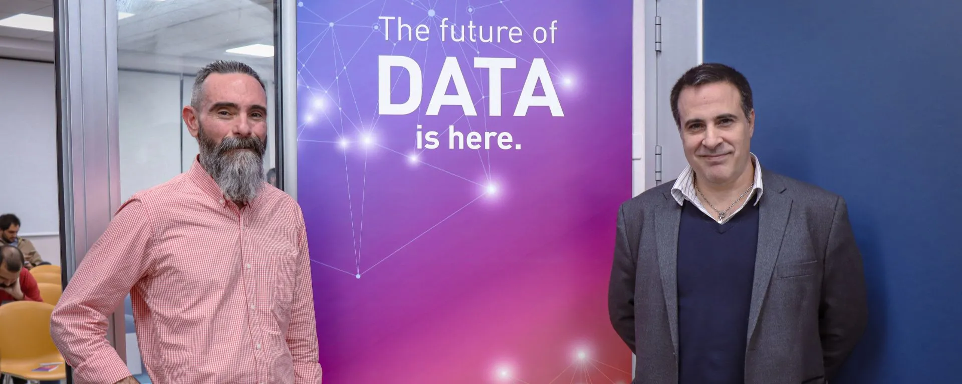 Conferencia “Impulsa el éxito de tu empresa con los datos y la Inteligencia Artificial” Conferencia “Impulsa el éxito de tu empresa con los datos y la Inteligencia Artificial”