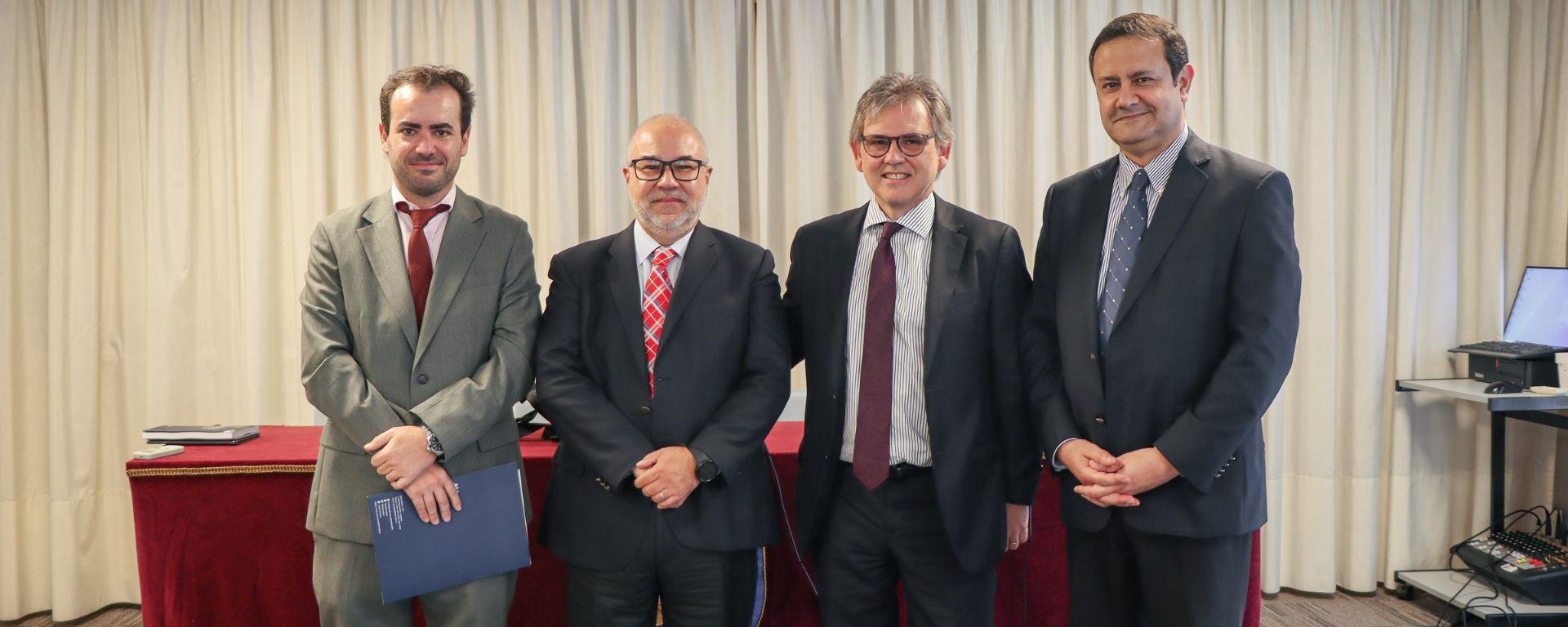 Conferencia sobre los desafíos del sistema de justicia penal uruguayo Conferencia sobre los desafíos del sistema de justicia penal uruguayo