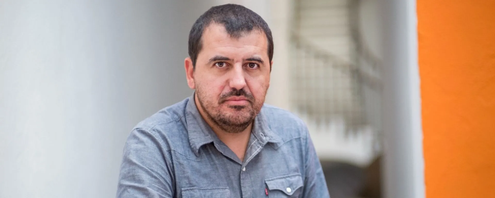 Lucas Silva: entre la investigación, la docencia y una vida dedicada al periodismo Lucas Silva: entre la investigación, la docencia y una vida dedicada al periodismo