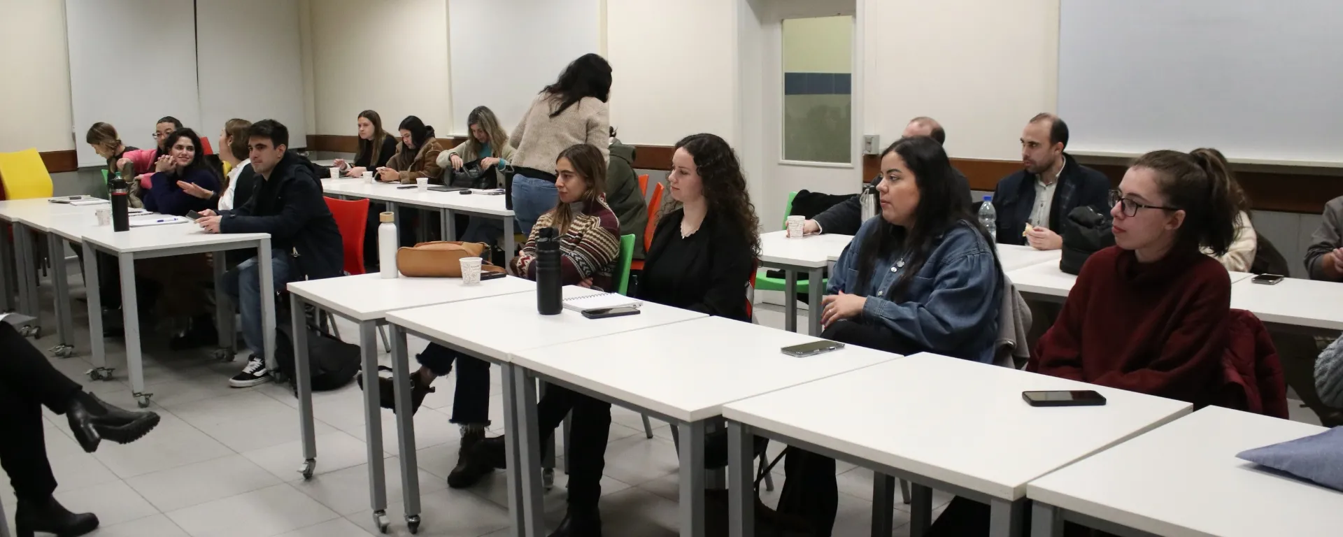 Postgrados FCOM inauguró un ciclo de masterclasses con una charla sobre comunicación estratégica Postgrados FCOM inauguró un ciclo de masterclasses con una charla sobre comunicación estratégica