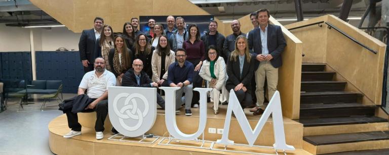 Misión empresarial de Brasil visitó la Facultad de Ingeniería de la UM 