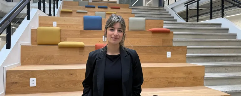 Camila Paullier: la egresada de la UM que trabaja en Carolina Herrera tras pasar por la NYU 