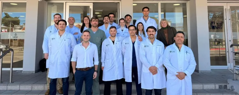 Estudiantes de la Cátedra de Traumatología ayudaron a reducir la lista de espera de consultas en el Hospital de Minas